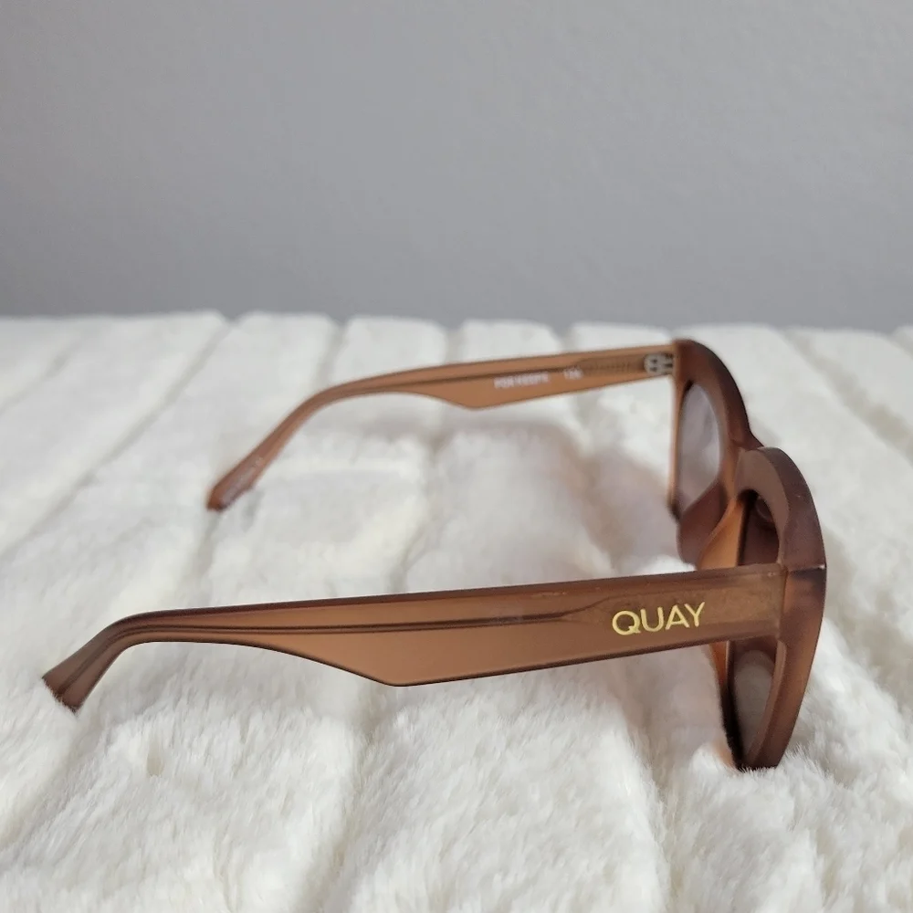QUAY // ltd ed frosted caramel brown frame brown gradient lens cateyes